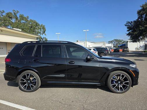 2021 BMW X7 xDrive40i