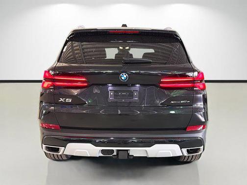 Black Sapphire Metallic 2026 BMW X5 PHEV xDrive50e