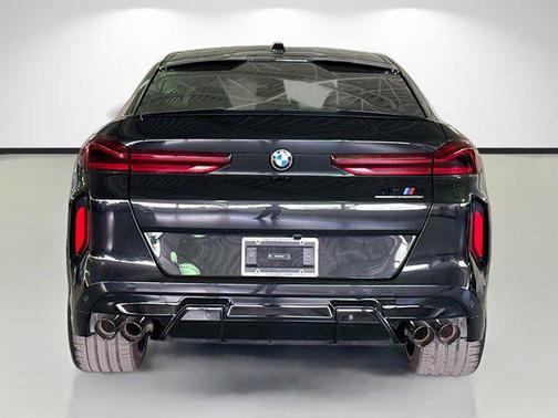 Black Sapphire Metallic 2026 BMW X6 M Competition