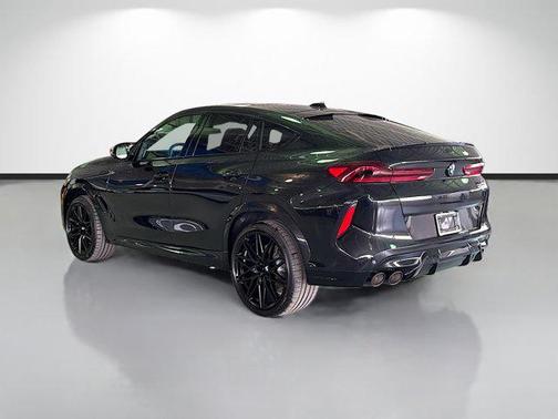Black Sapphire Metallic 2026 BMW X6 M Competition