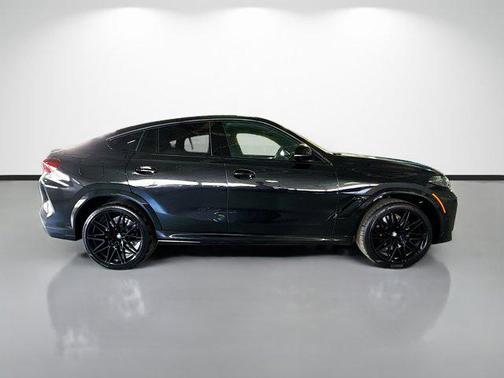 Black Sapphire Metallic 2026 BMW X6 M Competition
