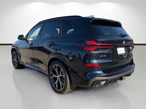 Carbon Black Metallic 2026 BMW X5 PHEV xDrive50e
