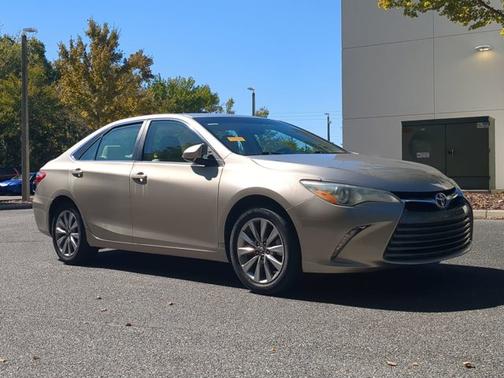 2016 Toyota Camry XLE