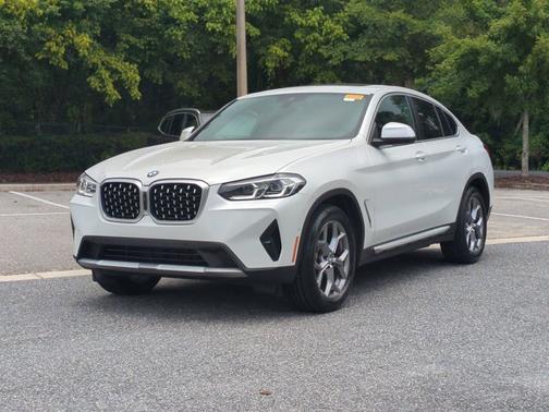 2024 BMW X4 xDrive30i