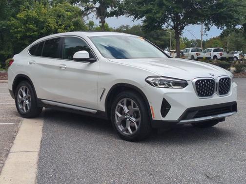 2024 BMW X4 xDrive30i
