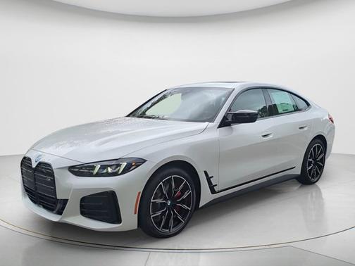 Mineral White Metallic 2026 BMW i4 Gran Coupe M60