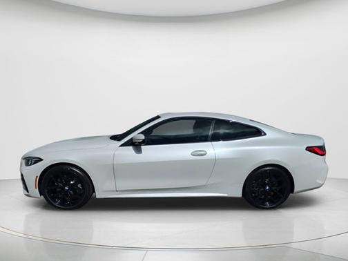 Mineral White Metallic 2026 BMW 430 430i