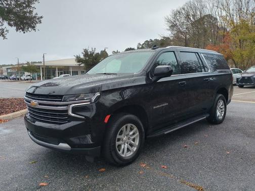 2024 Chevrolet Suburban LT