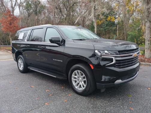 2024 Chevrolet Suburban LT