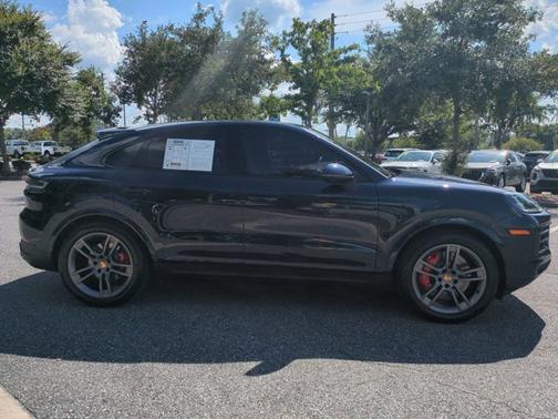 2024 Porsche Cayenne S