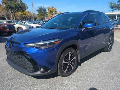 2024 Toyota Corolla Cross Hybrid XSE