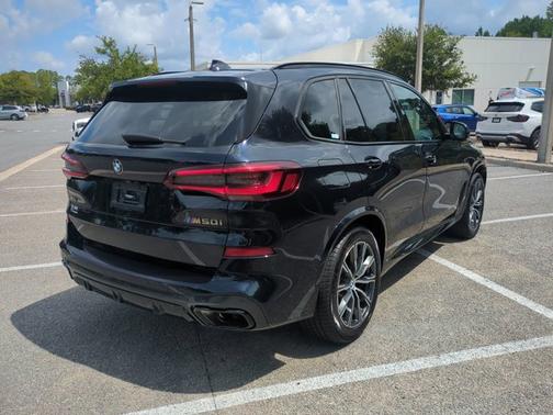 2023 BMW X5 M50i
