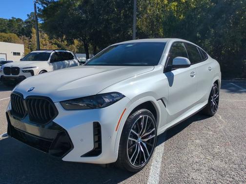 2026 BMW X6 xDrive40i