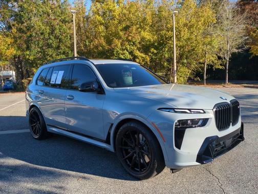 2024 BMW X7 M60i