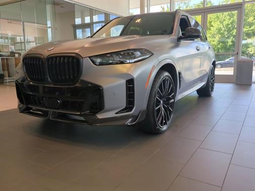 Frozen Pure Grey Metallic 2026 BMW X5 xDrive40i