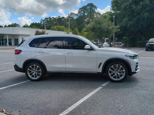 2022 BMW X5 sDrive40i