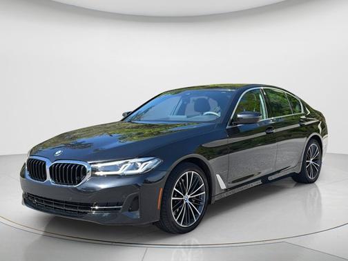 Black Sapphire Metallic 2023 BMW 530 530i