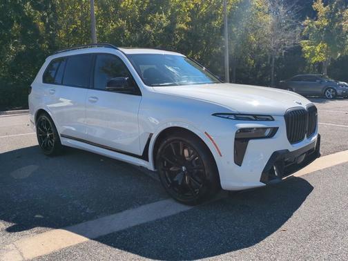 2026 BMW X7 M60i