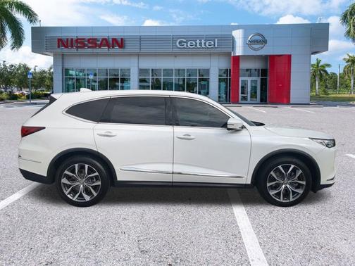 2022 Acura MDX w/Technology Package