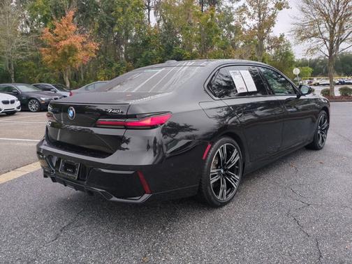 2024 BMW 740 740i