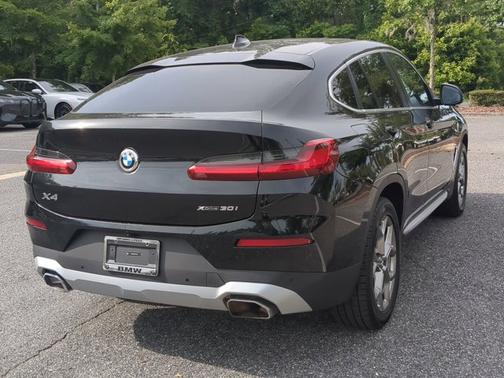 2024 BMW X4 xDrive30i