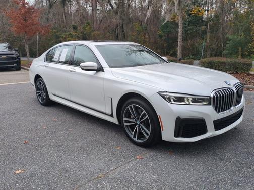 2021 BMW 740 740i xDrive