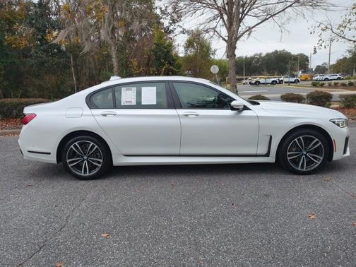 2021 BMW 740 740i xDrive