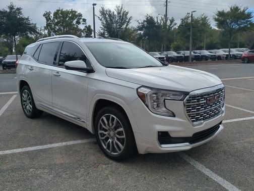 2023 GMC Terrain Denali
