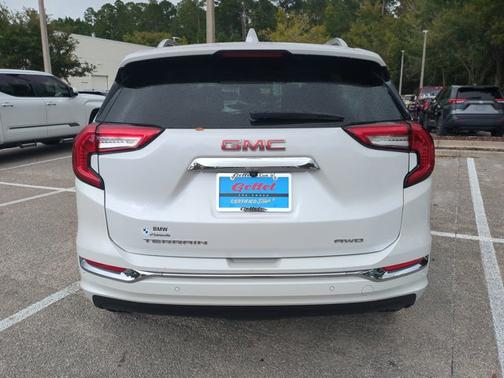 2023 GMC Terrain Denali