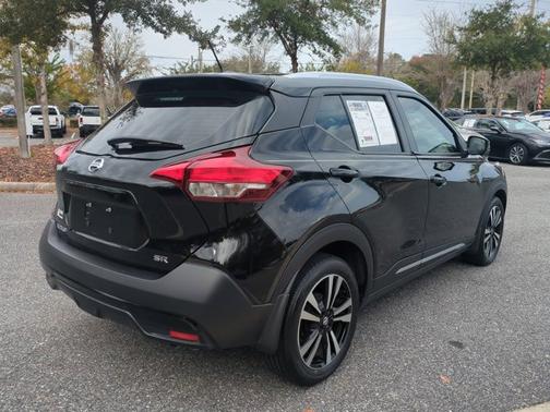 2018 Nissan Kicks SR