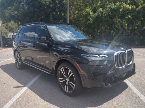 2025 BMW X7 xDrive40i