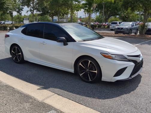 2019 Toyota Camry XSE