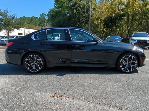 2025 BMW 330 330i
