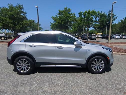 2020 Cadillac XT4 Premium Luxury