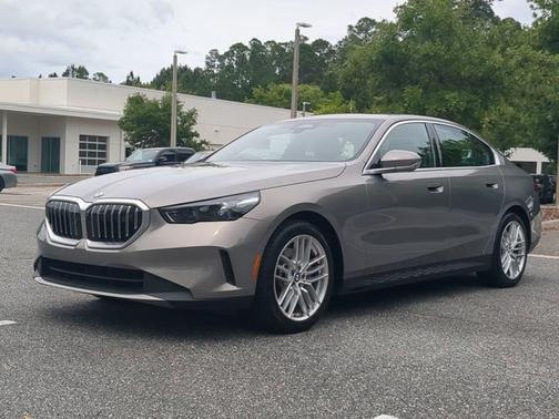 2024 BMW 530 530i