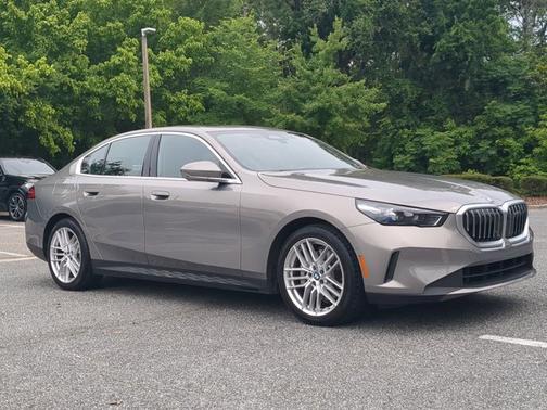 2024 BMW 530 530i