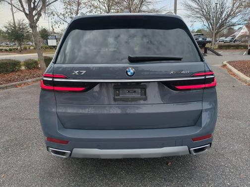 2026 BMW X7 xDrive40i