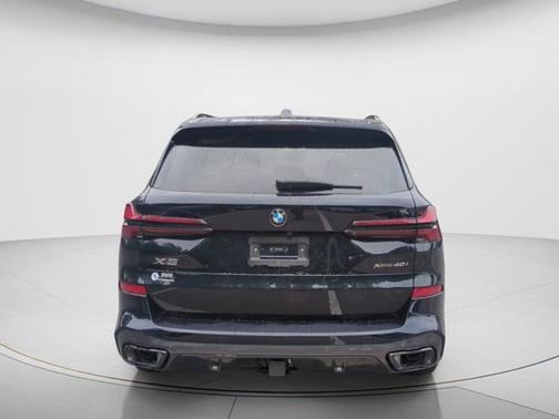 Carbon Black Metallic 2026 BMW X5 xDrive40i
