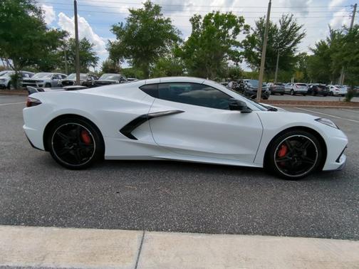 2024 Chevrolet Corvette 2LT