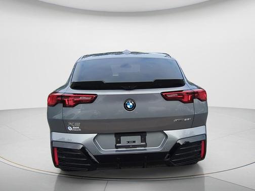 Skyscraper Grey Metallic 2026 BMW X2 xDrive28i