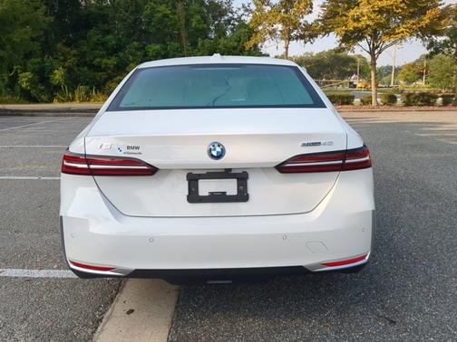 2024 BMW i5 eDrive40
