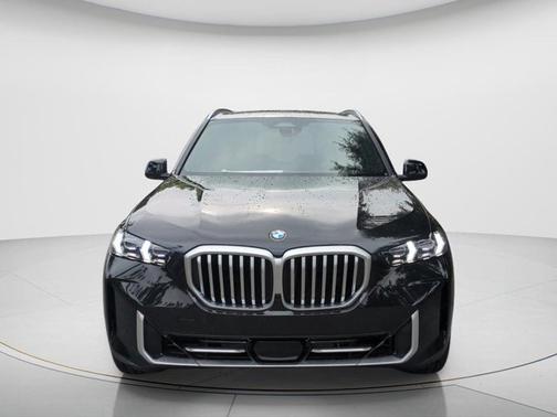Black Sapphire Metallic 2026 BMW X5 xDrive40i