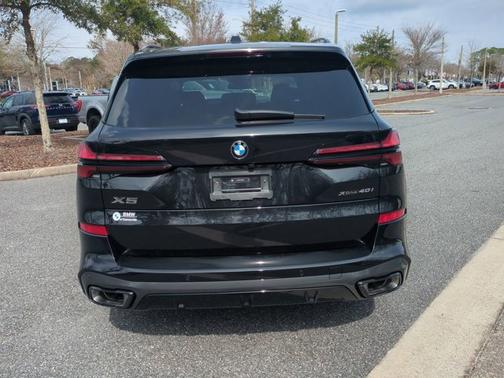 Black Sapphire Metallic 2026 BMW X5 xDrive40i