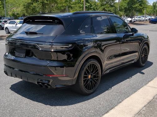 2023 Porsche Cayenne GTS
