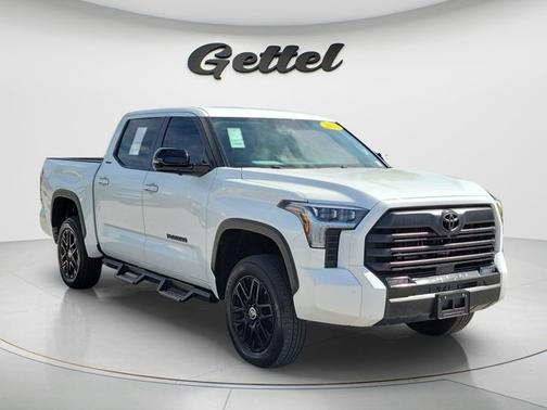 Pearl 2024 Toyota Tundra Limited