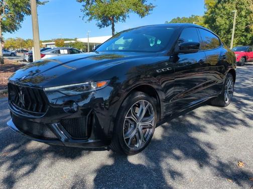 2022 Maserati Levante Modena S