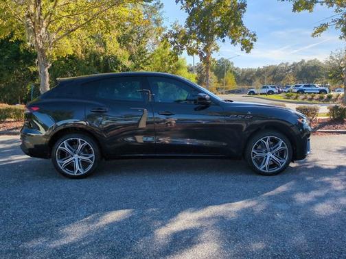 2022 Maserati Levante Modena S