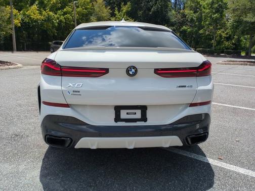 2021 BMW X6 xDrive40i