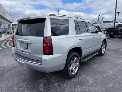 Photo 3 of 28 of 2020 Chevrolet Tahoe Premier