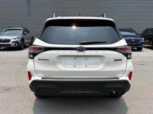 2025 Subaru Forester Hybrid Premium